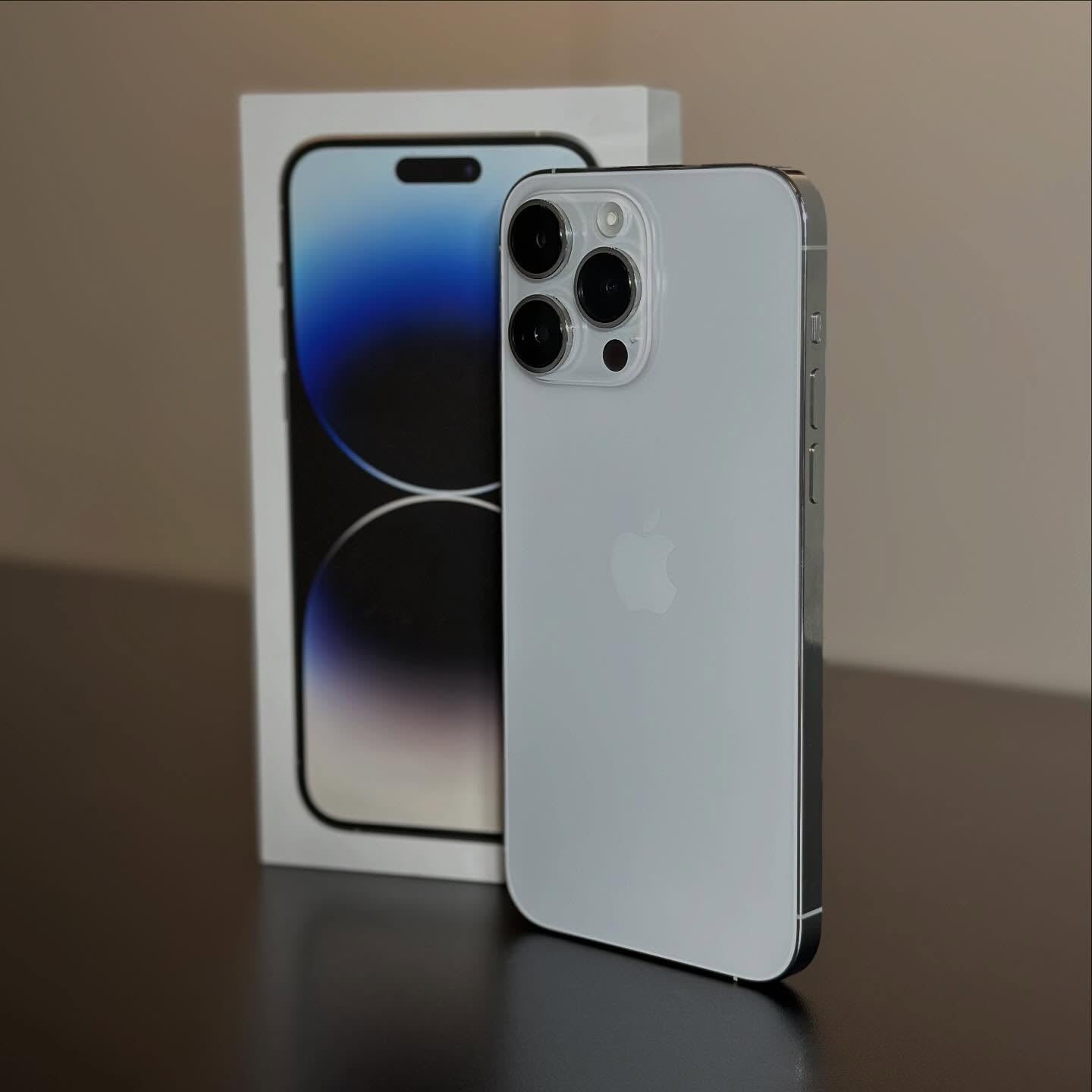 Apple iPhone 14 Pro Max 128GB - Seminovo