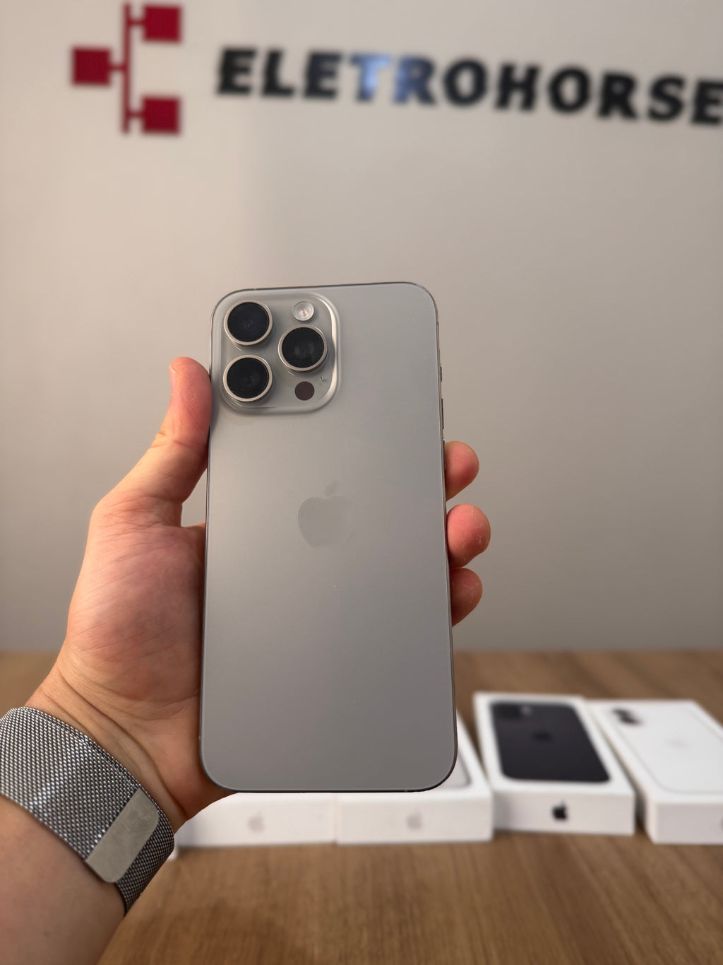 Apple iPhone 15 Pro 256GB - Seminovo