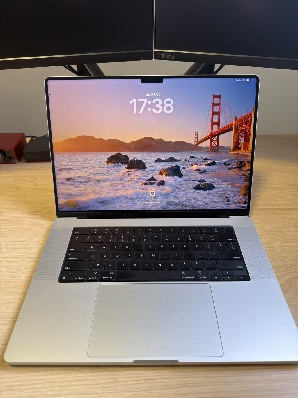 Outlet - MacBook Pro M1 de 16,2 Polegadas, M1 Pro  - 16GB RAM, 1TB SSD - Impecável