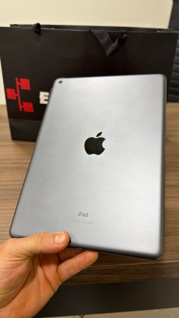 Outlet - Apple iPad 9ª geração, 64GB, Wi-Fi - Seminovo