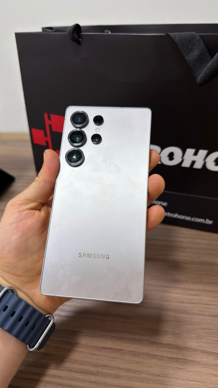 Outlet - Samsung Galaxy S25 Ultra de 1TB - Seminovo