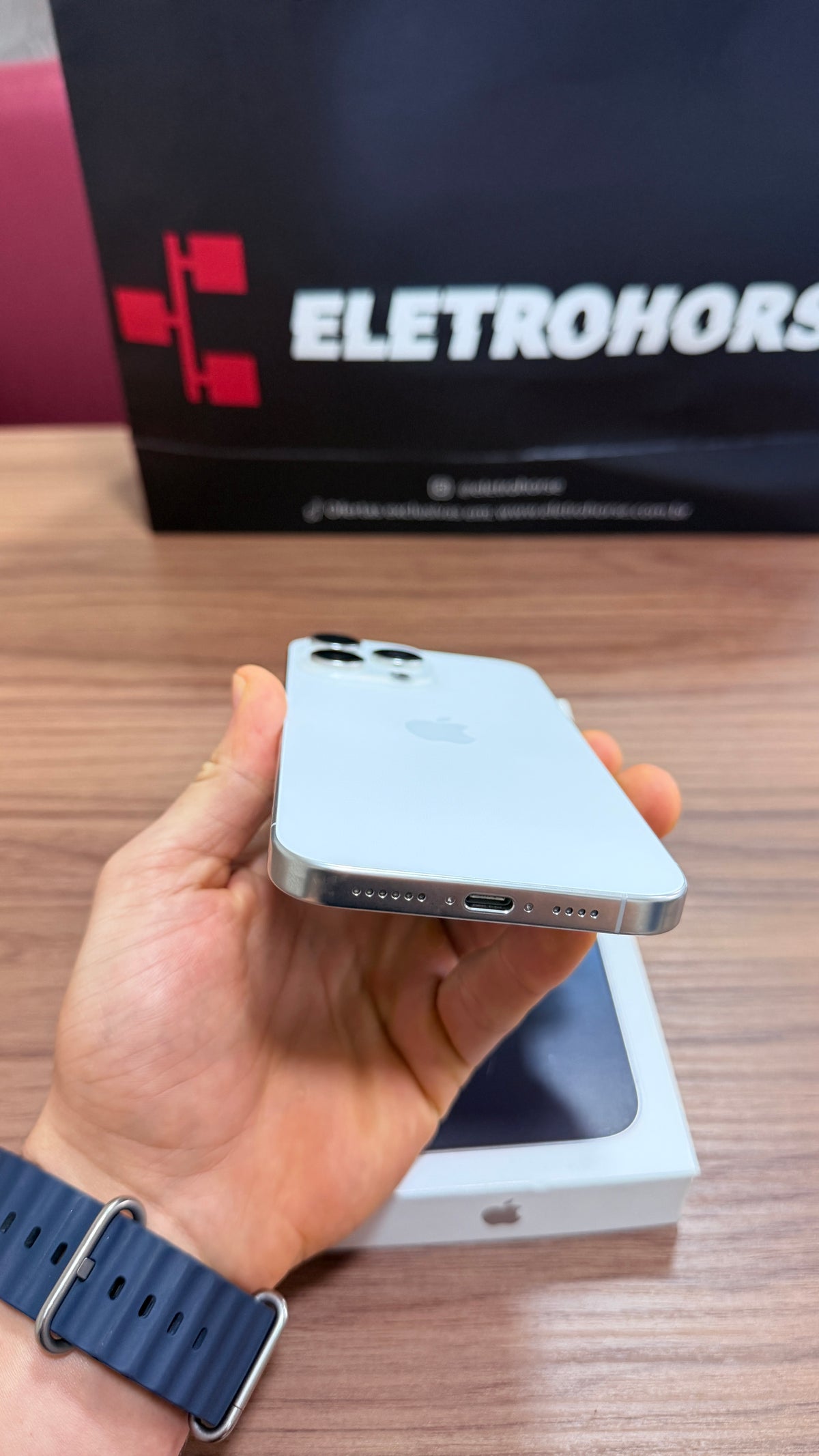 Outlet - iPhone 16 Pro Max de 256GB