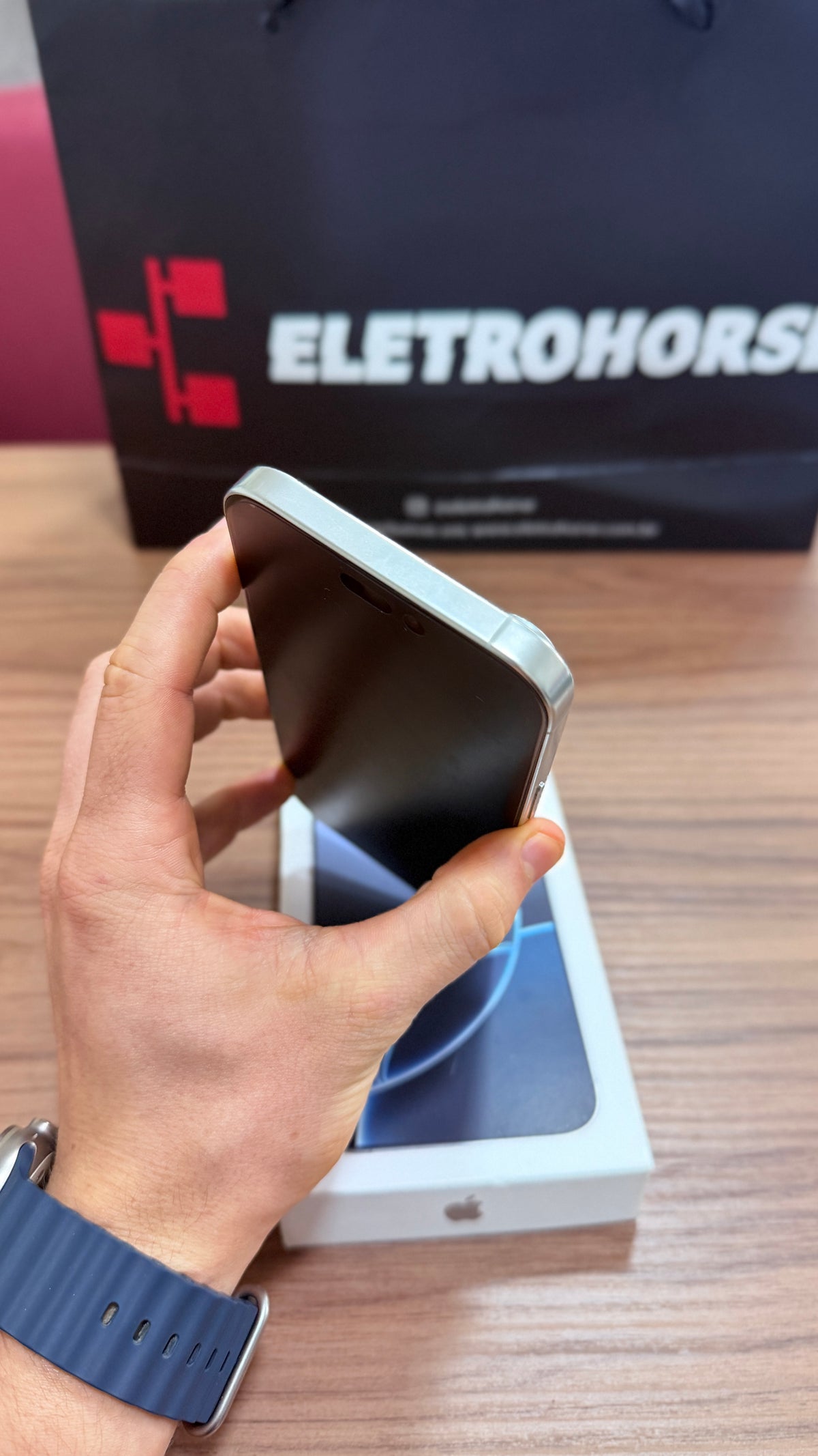 Outlet - iPhone 16 Pro Max de 256GB
