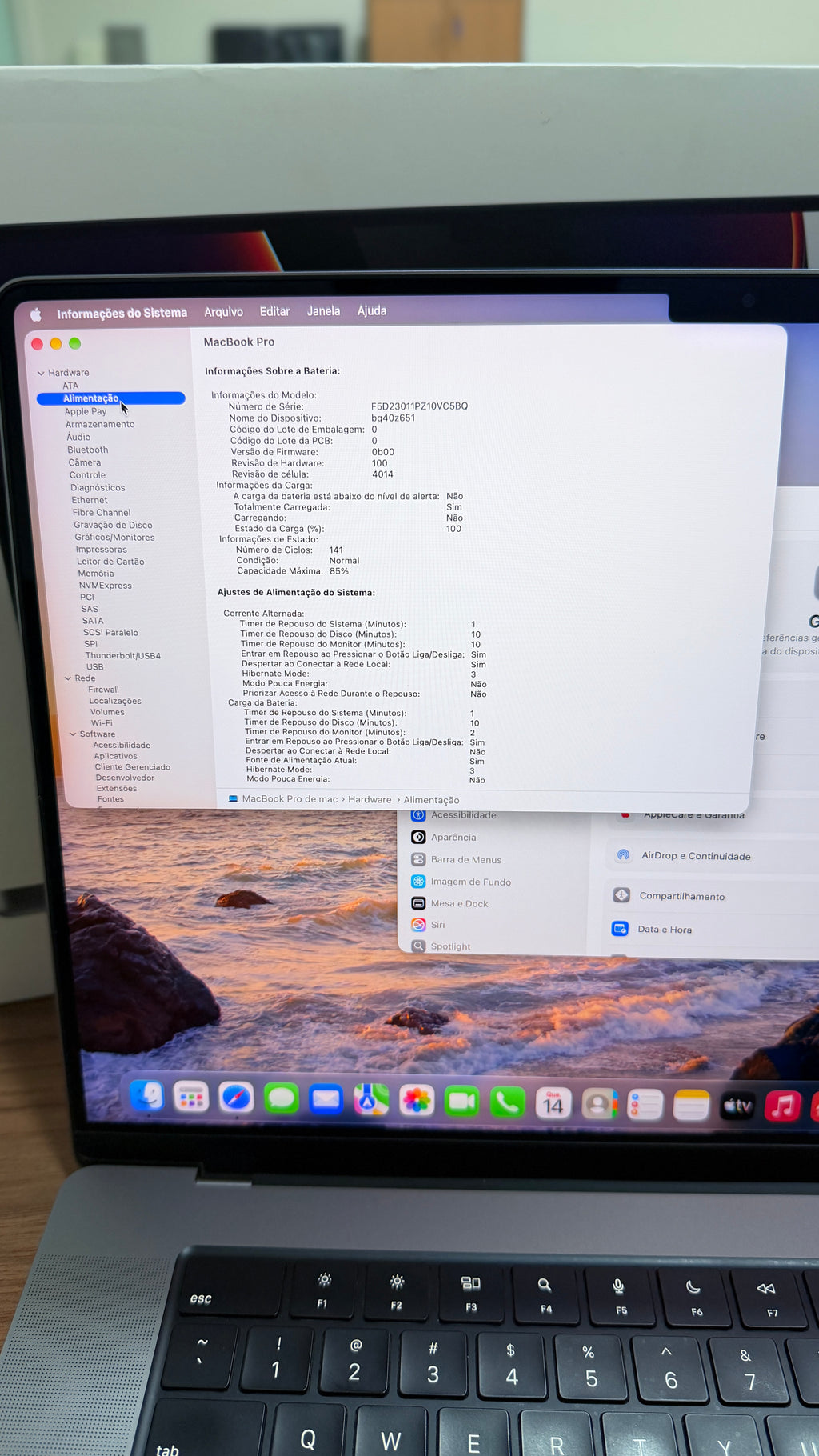 Outlet - MacBook Pro M1 de 16,2 Polegadas, M1 Pro  - 16GB RAM, 512 SSD - Com caixa