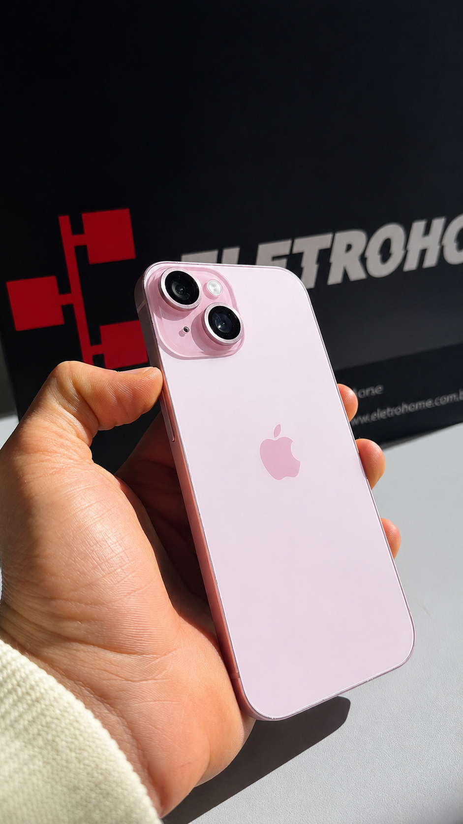 Outlet - Apple iPhone 15 128GB - Seminovo