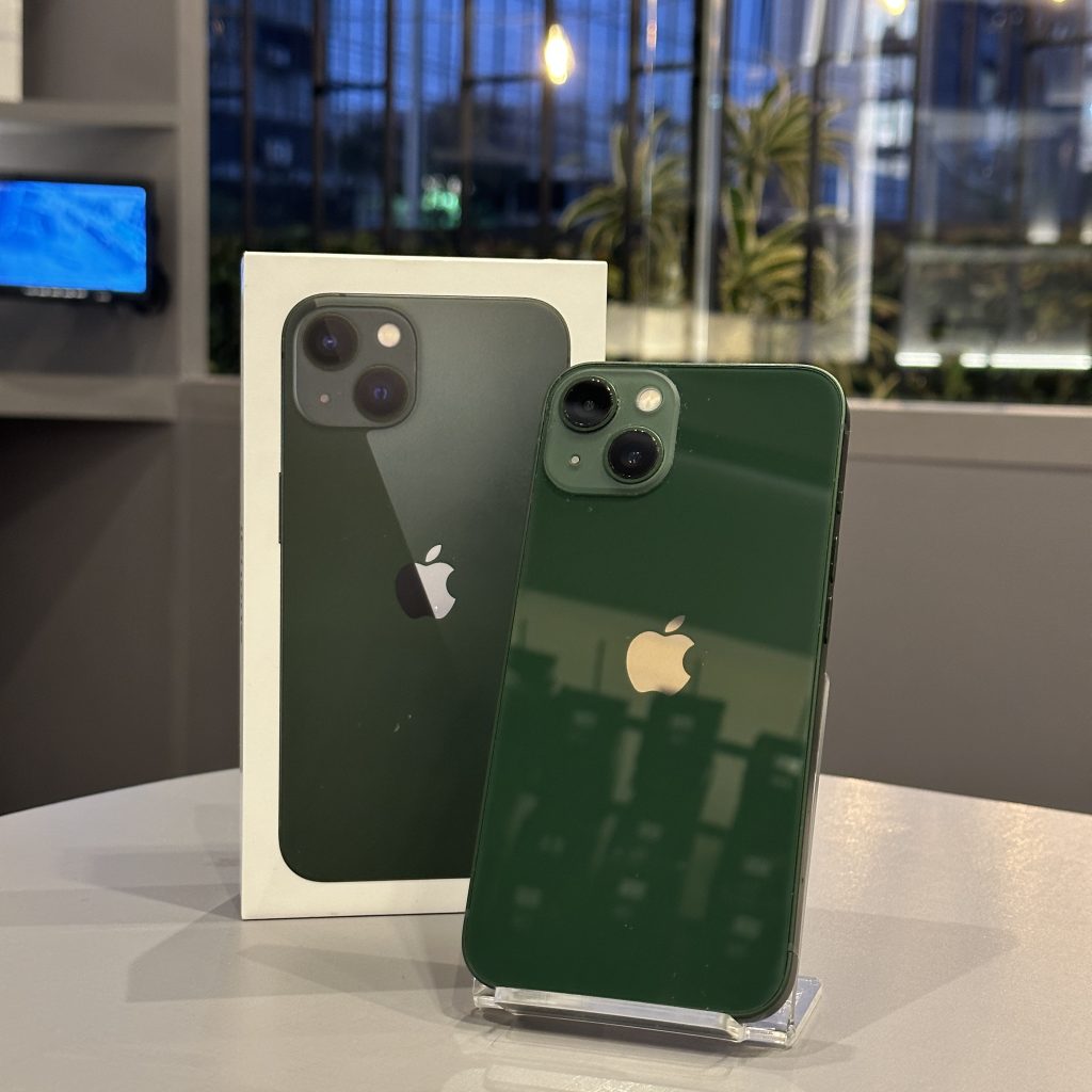 Apple iPhone 13 128GB - Seminovo