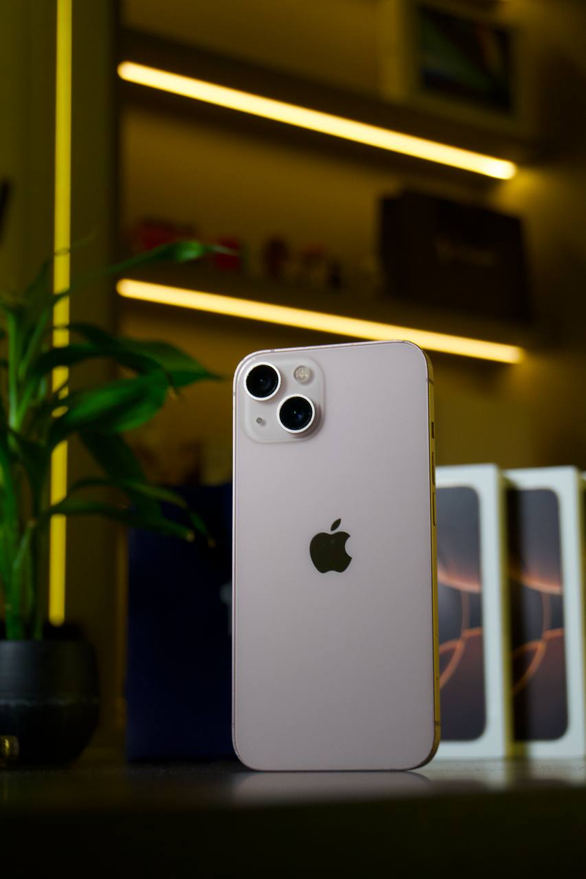 Apple iPhone 13 128GB - Seminovo