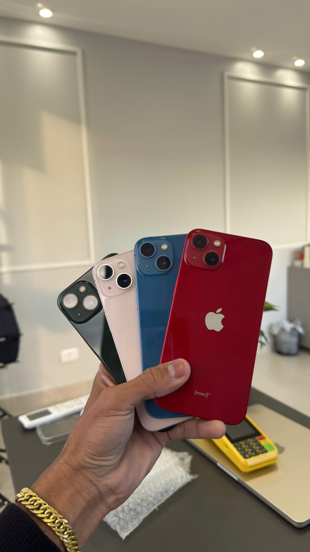 Apple iPhone 13 256GB - Seminovo