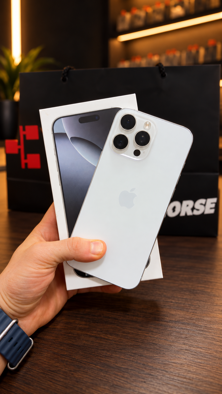 Outlet - iPhone 16 Pro Max de 256GB