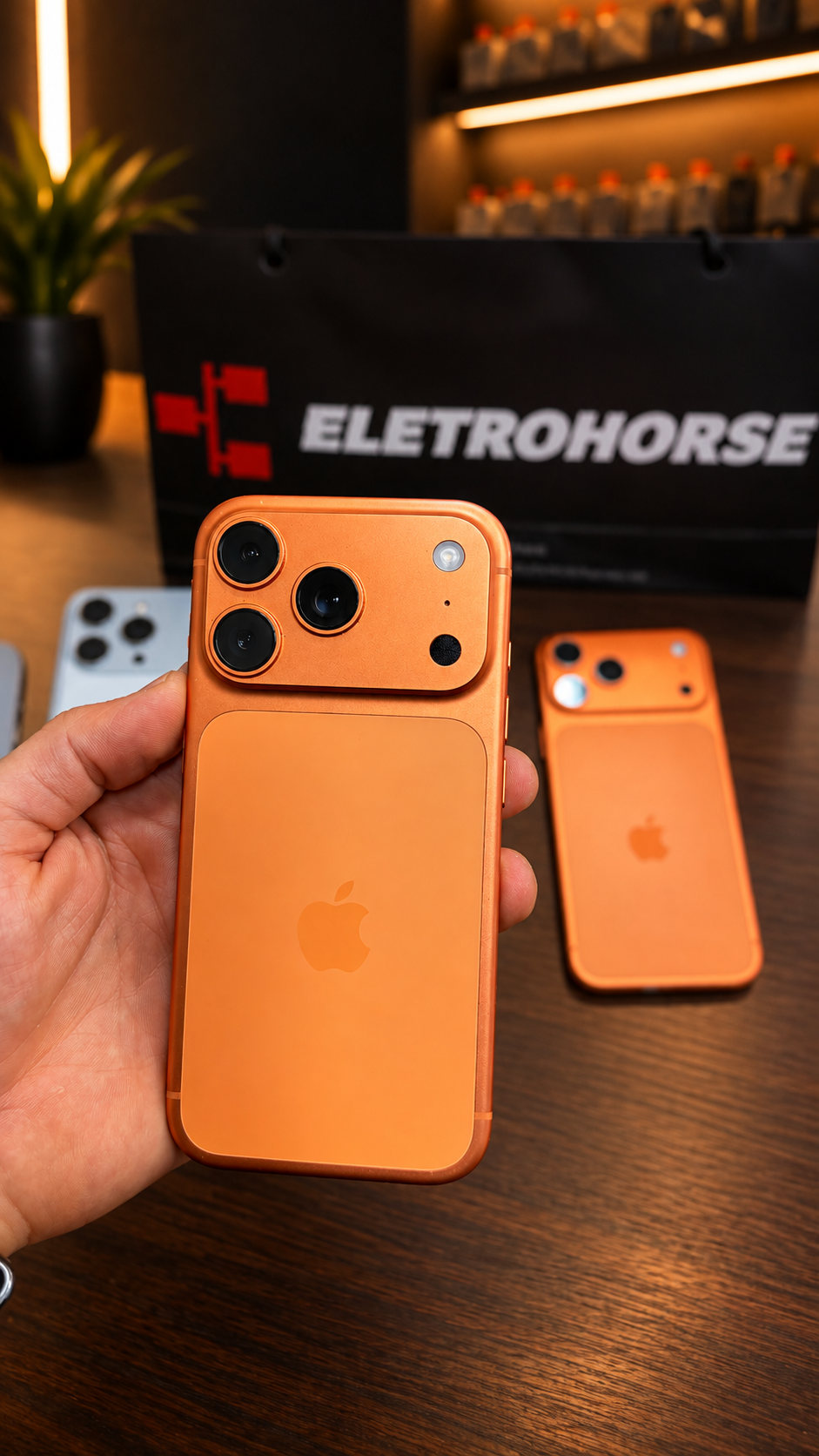 Outlet - iPhone 17 Pro de 256GB - Laranja
