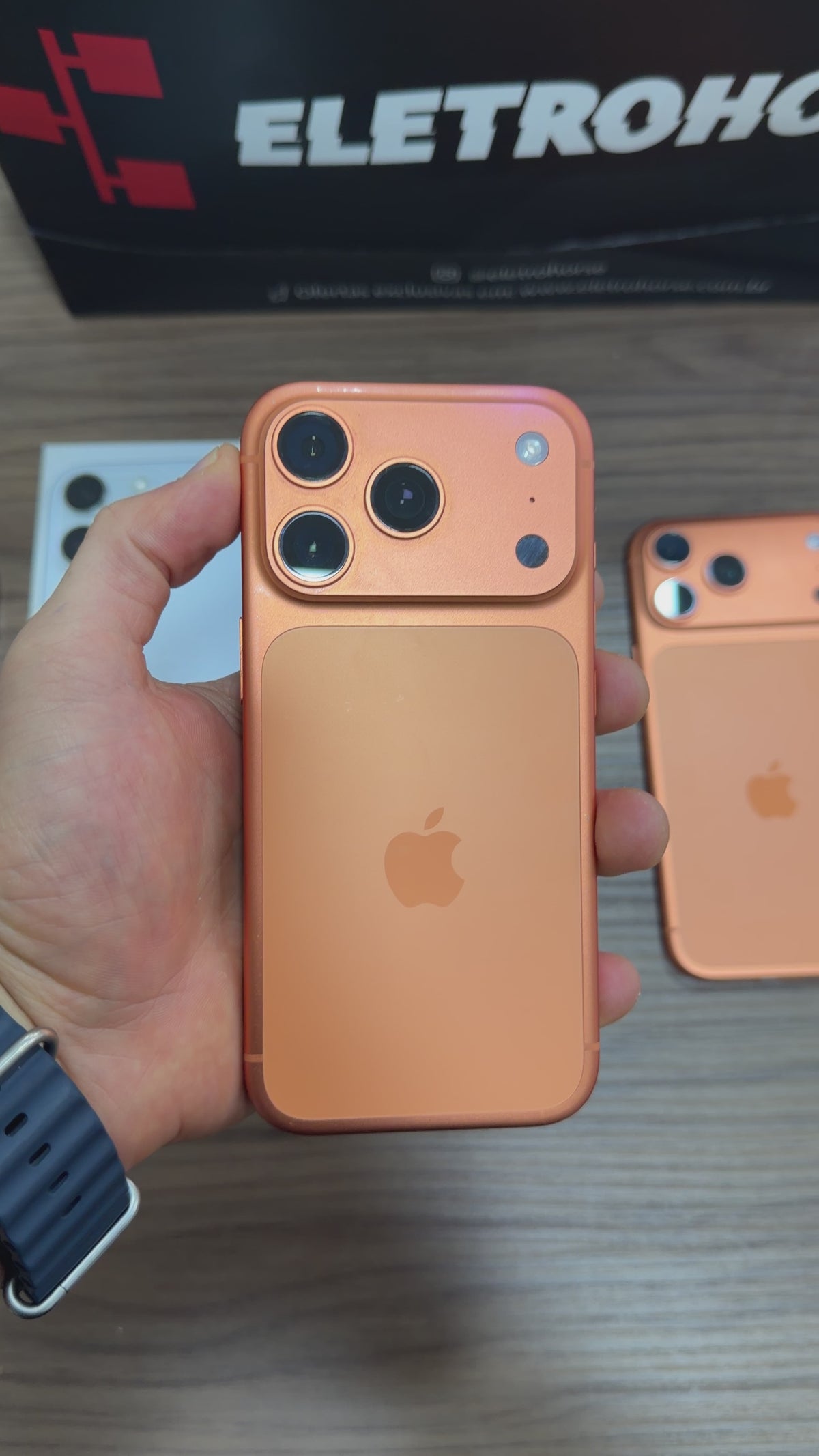 Outlet - iPhone 17 Pro de 256GB - Laranja