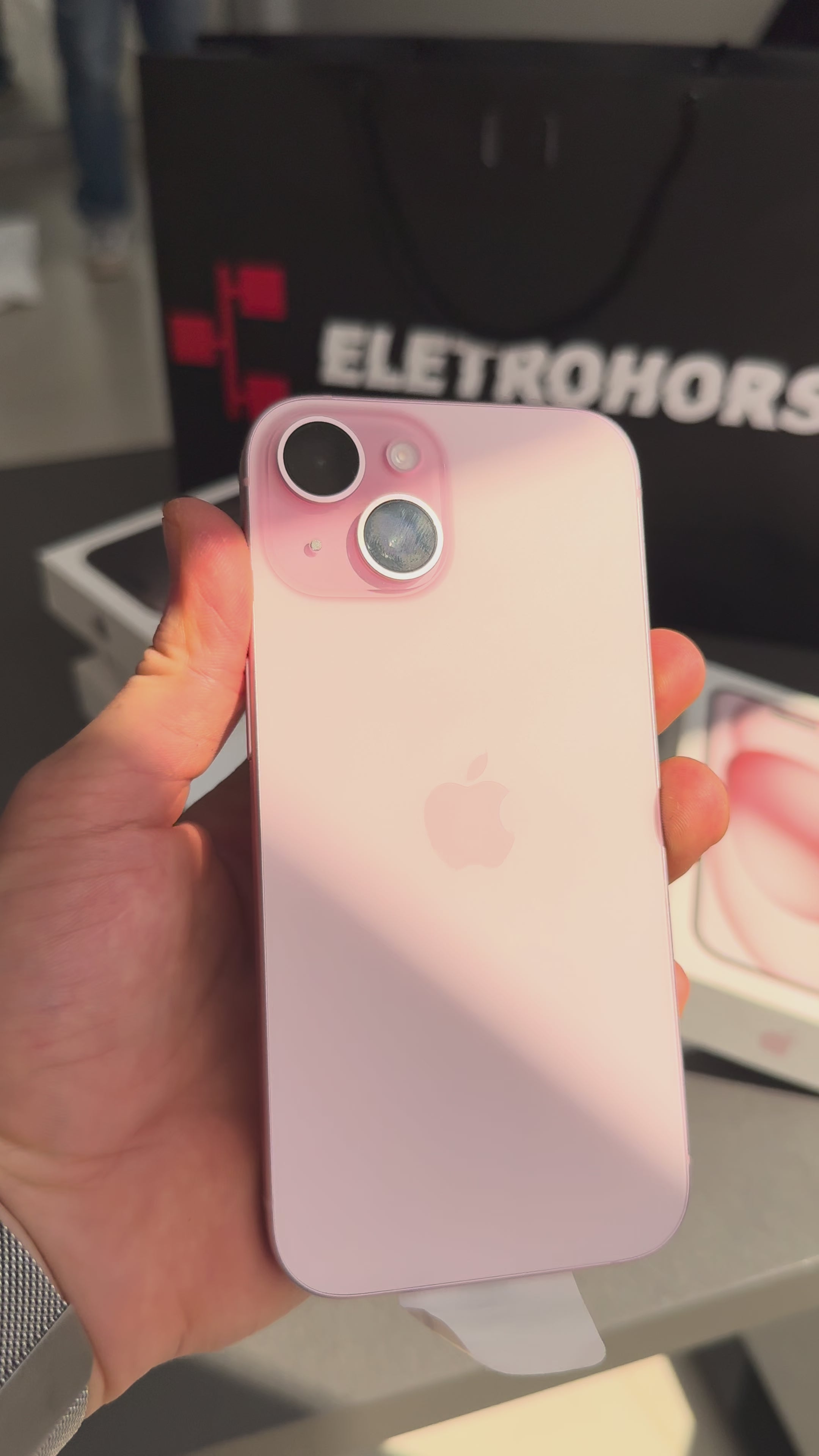 Apple iPhone 15 128GB - Seminovo